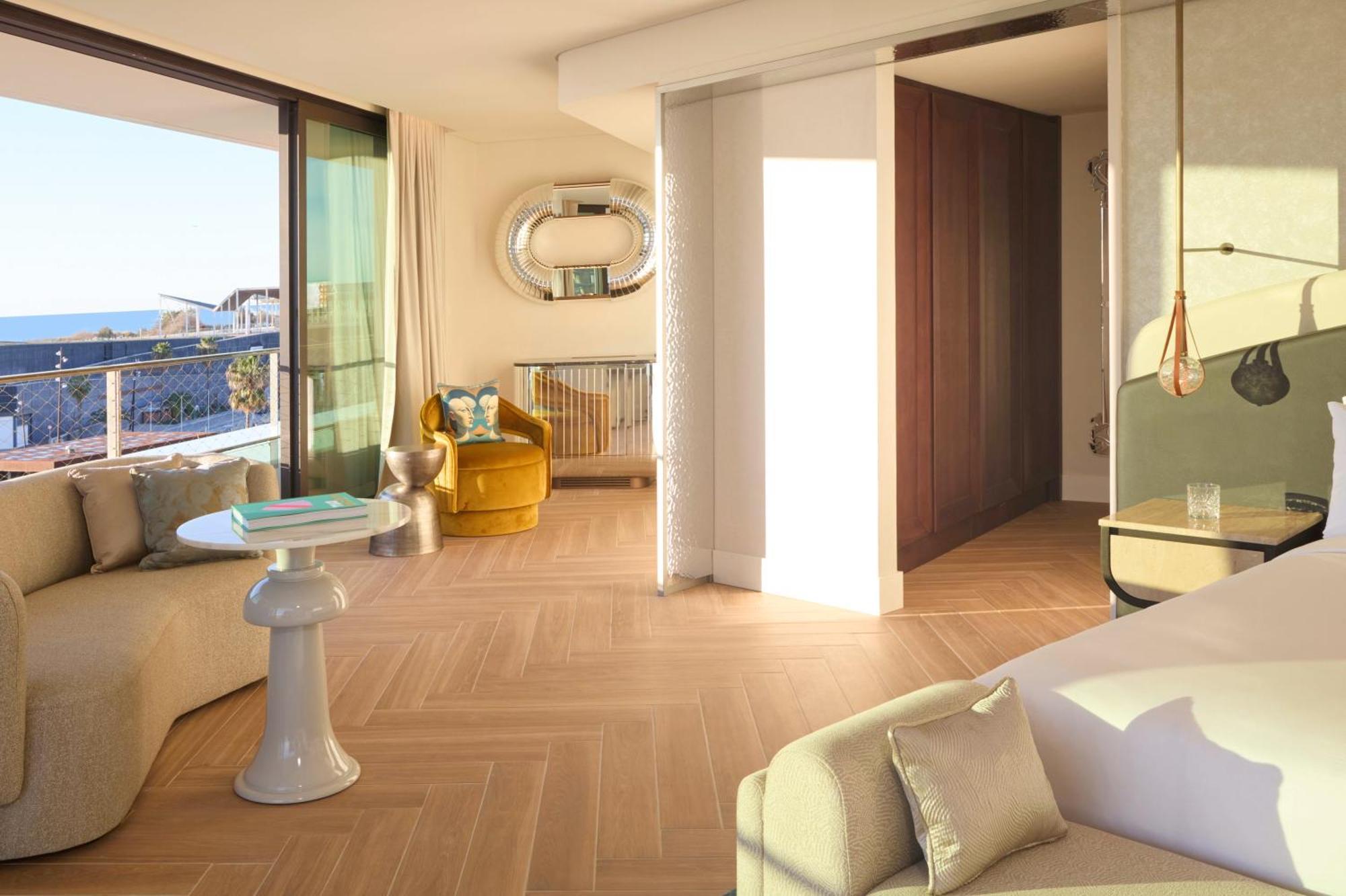 Sls Barcelona Hotel Бадалона Екстериор снимка