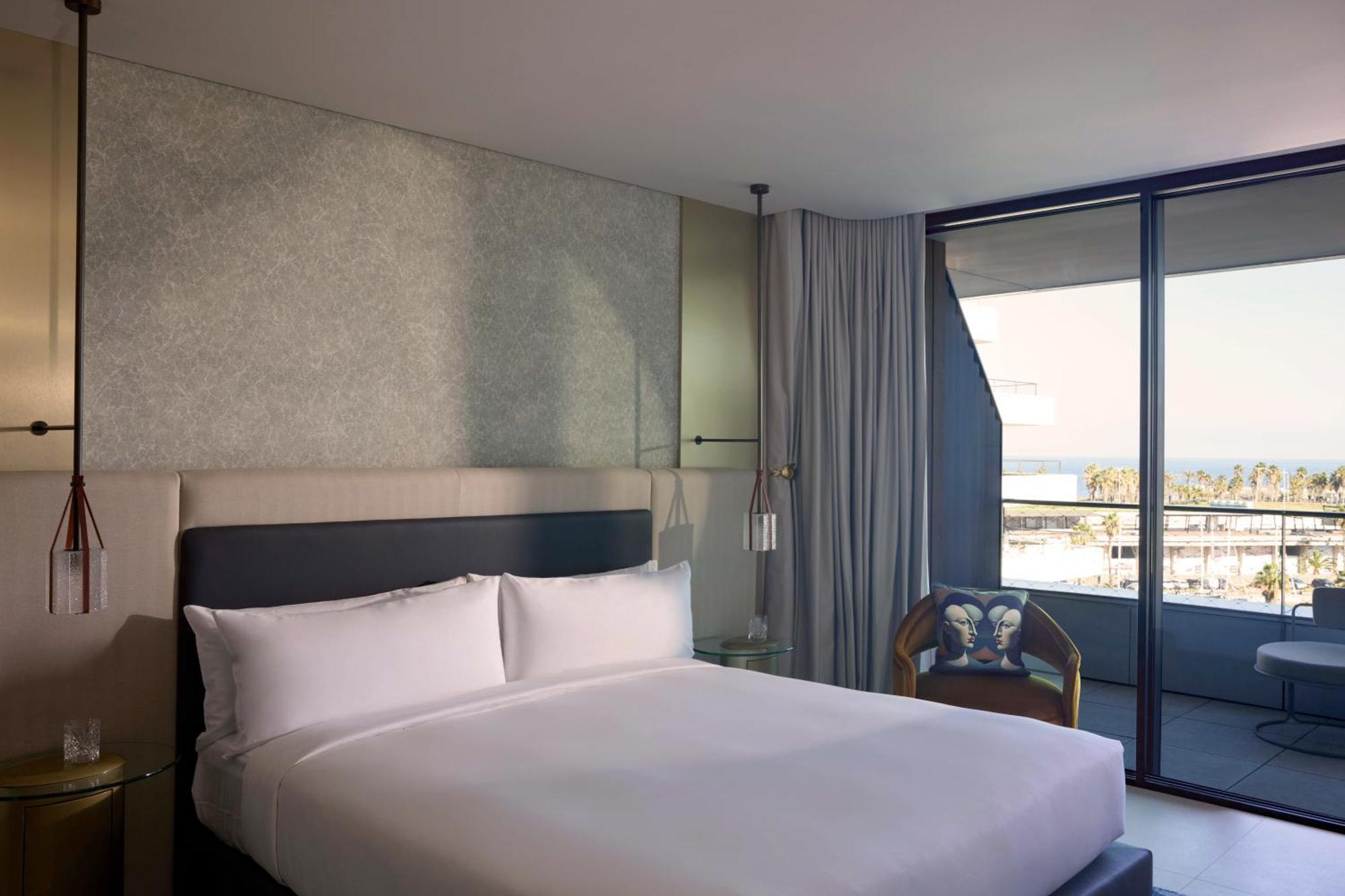 Sls Barcelona Hotel Бадалона Екстериор снимка