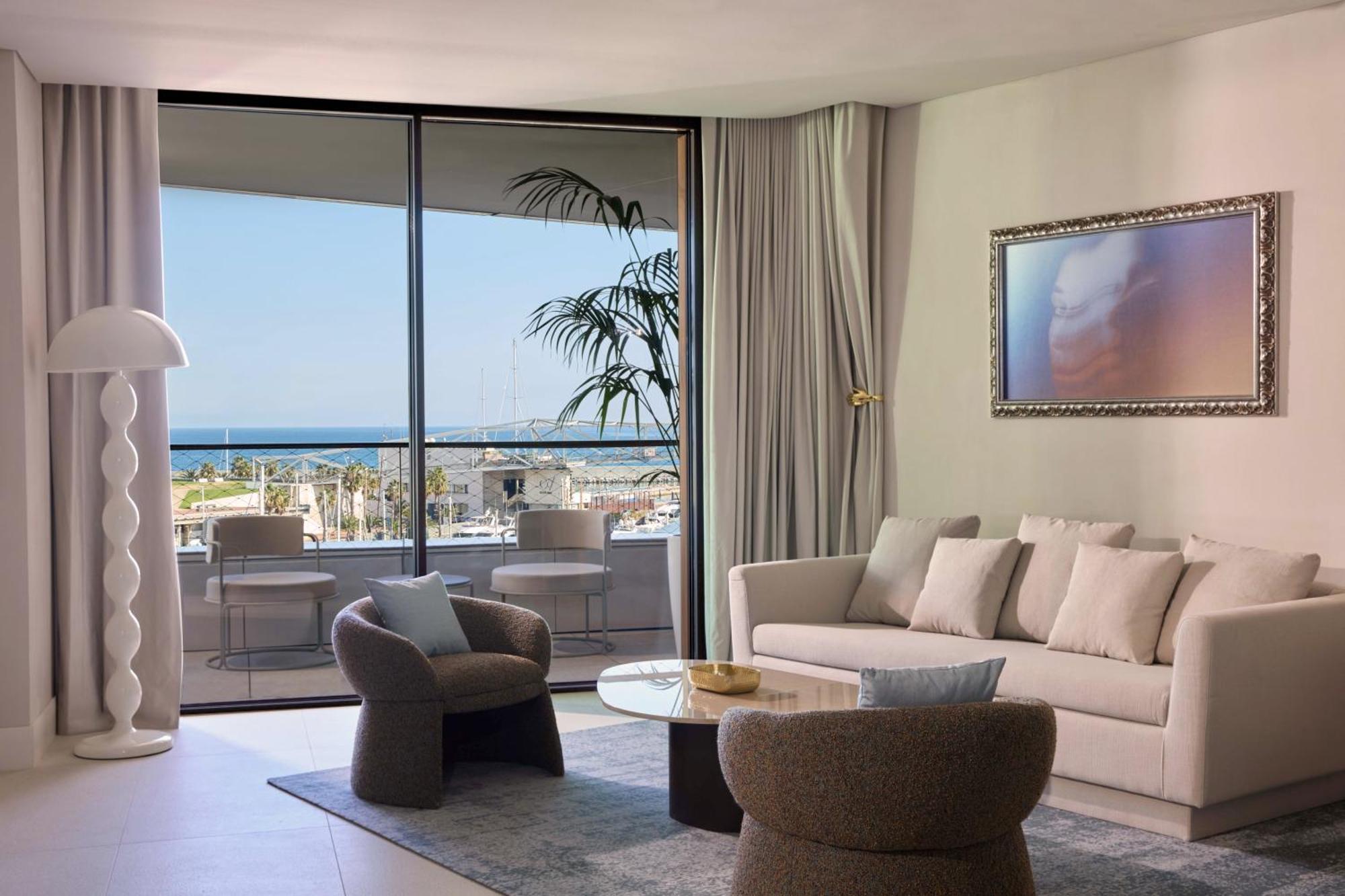 Sls Barcelona Hotel Бадалона Екстериор снимка