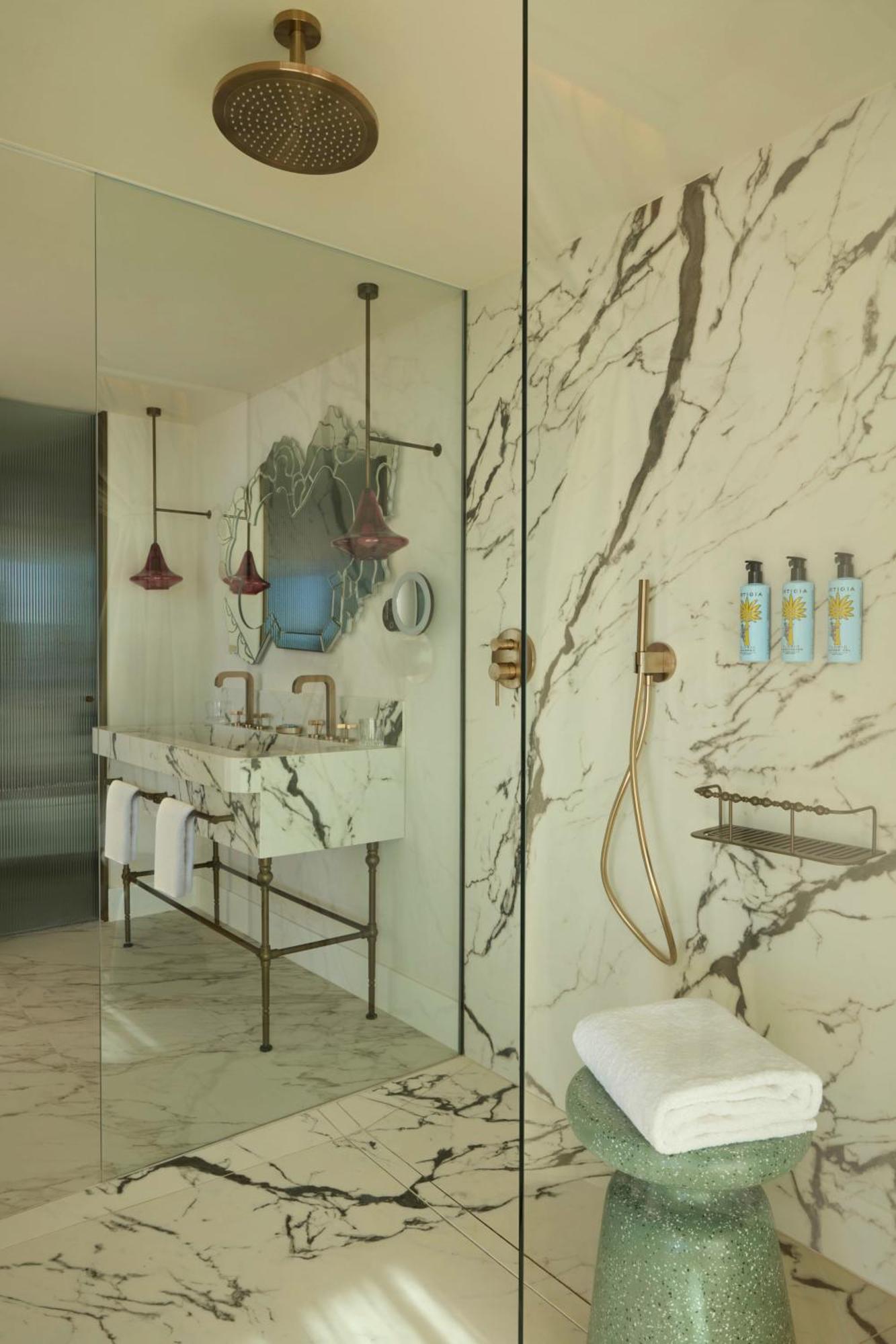 Sls Barcelona Hotel Бадалона Екстериор снимка