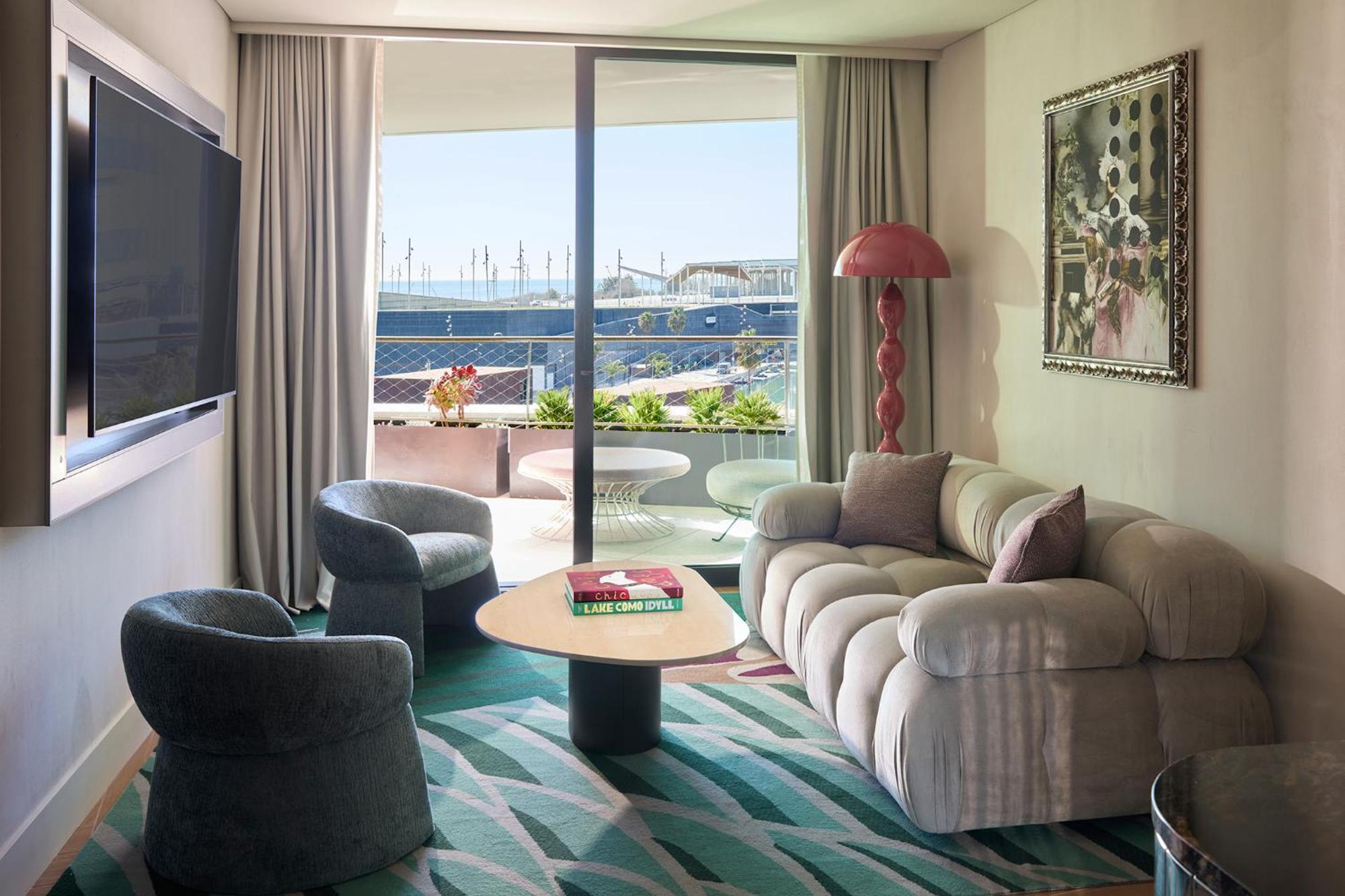 Sls Barcelona Hotel Бадалона Екстериор снимка
