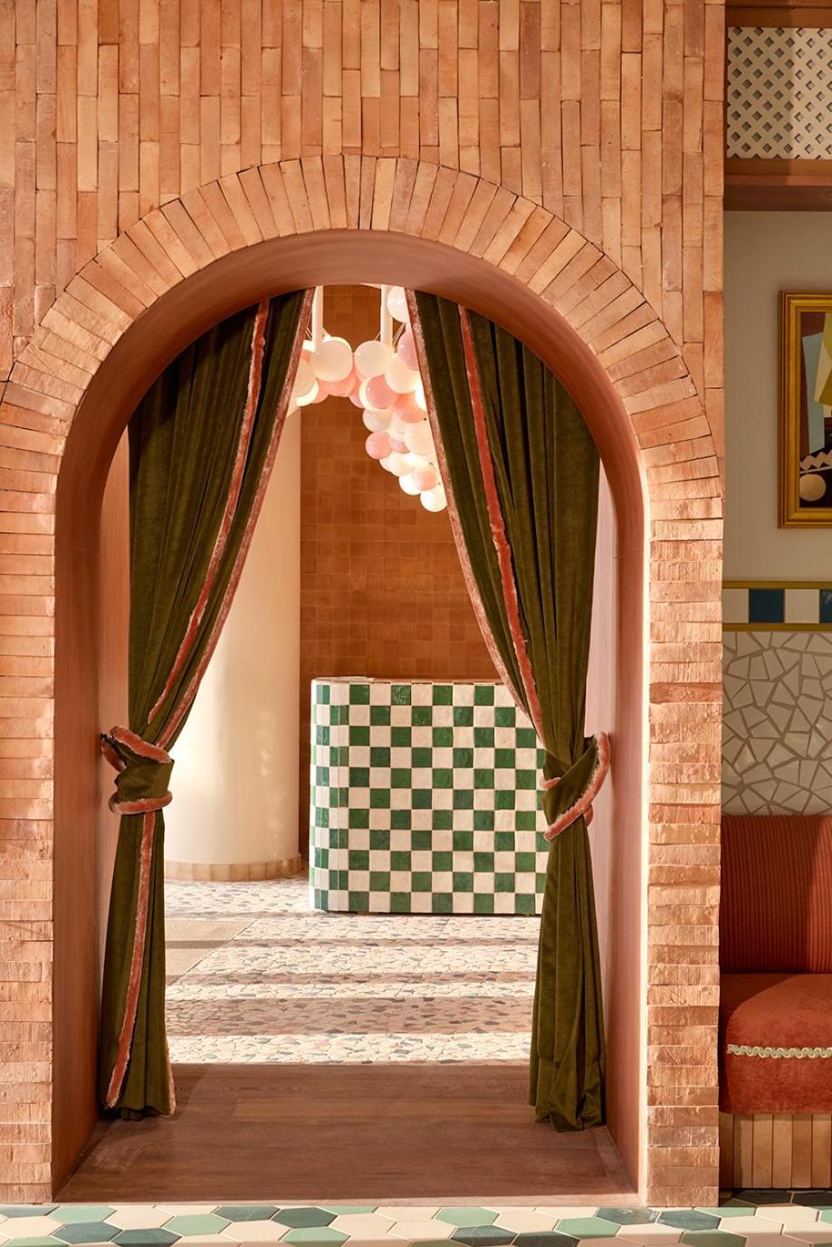 Sls Barcelona Hotel Бадалона Екстериор снимка