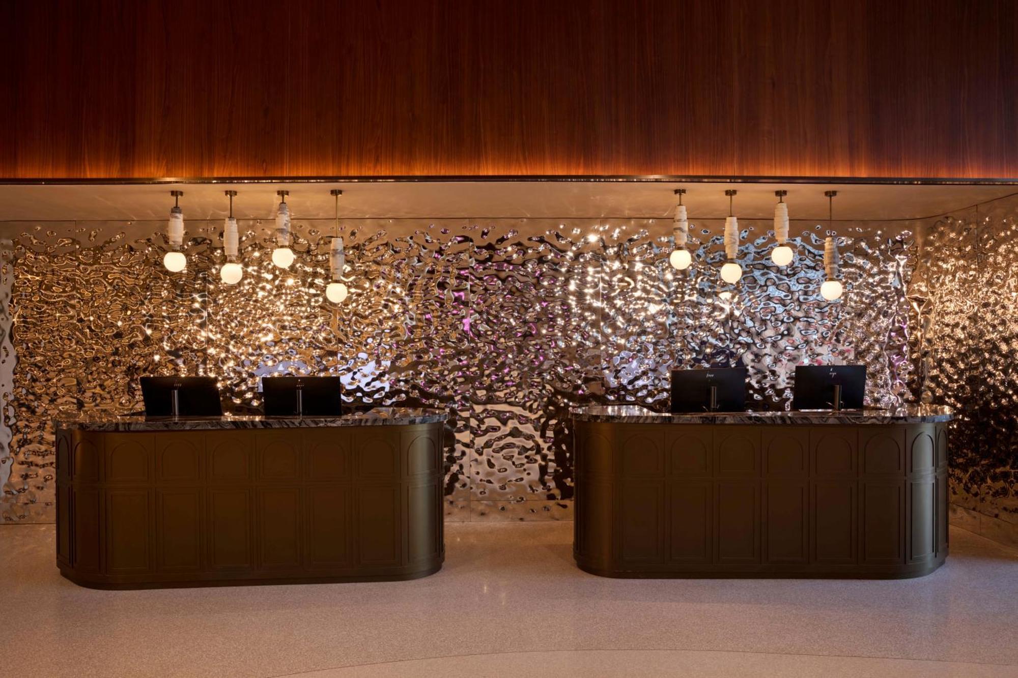 Sls Barcelona Hotel Бадалона Екстериор снимка
